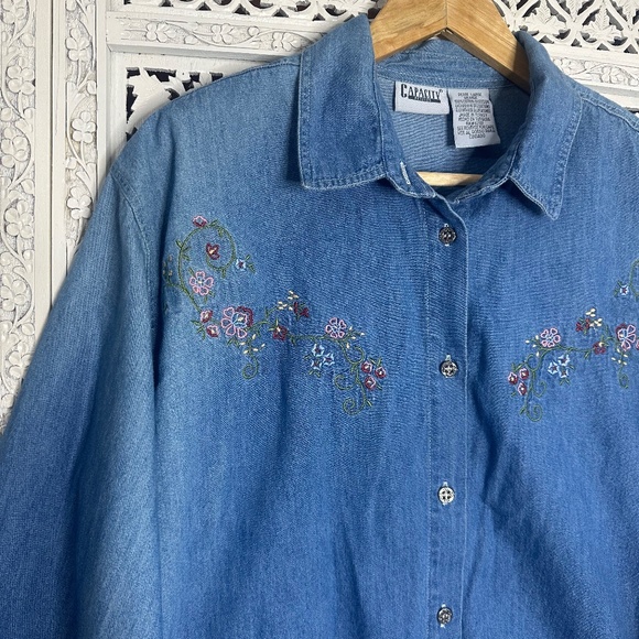 Vintage Capacity Floral Embroidered Blue Grannycore Cottage Button Up Shirt Sz L - Picture 2 of 7